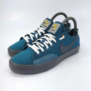 Nike SB Blazer Court DVDL Athletic Shoe Youth Boys Size 4.5 CZ5605-301 Blue